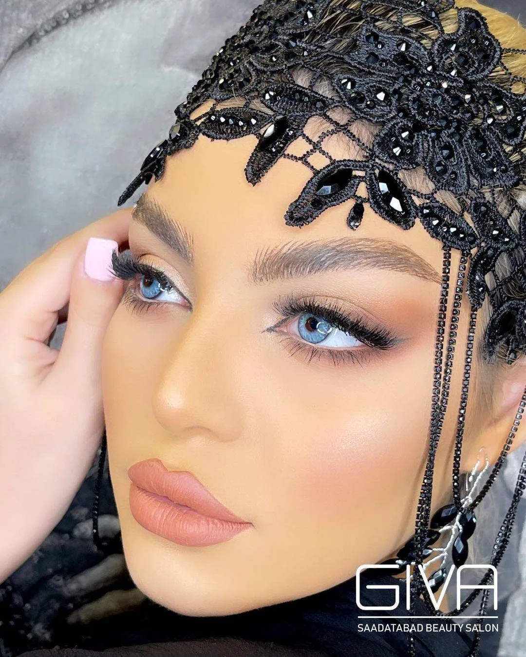 نمونه کارهای سالن زیبایی گیوا