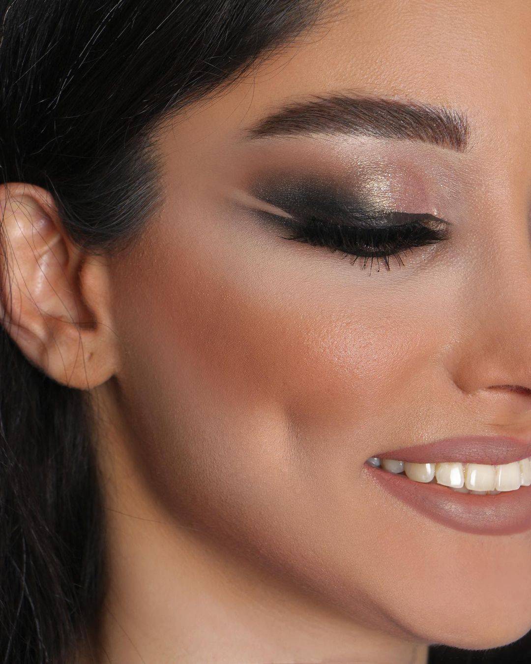 نمونه کارهای سالن زیبایی دی ال