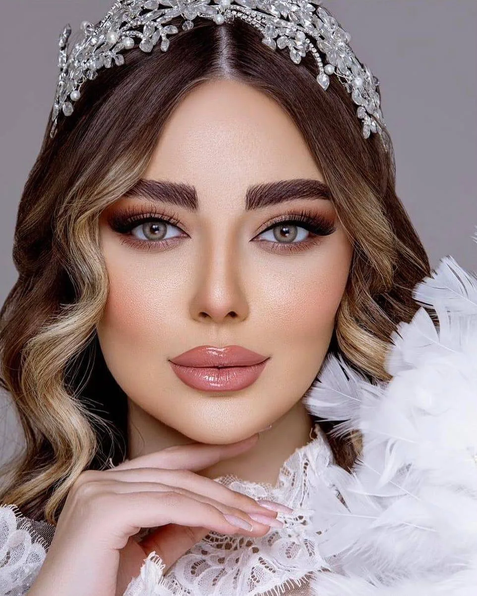نمونه کارهای سالن زیباى سان بیوتى