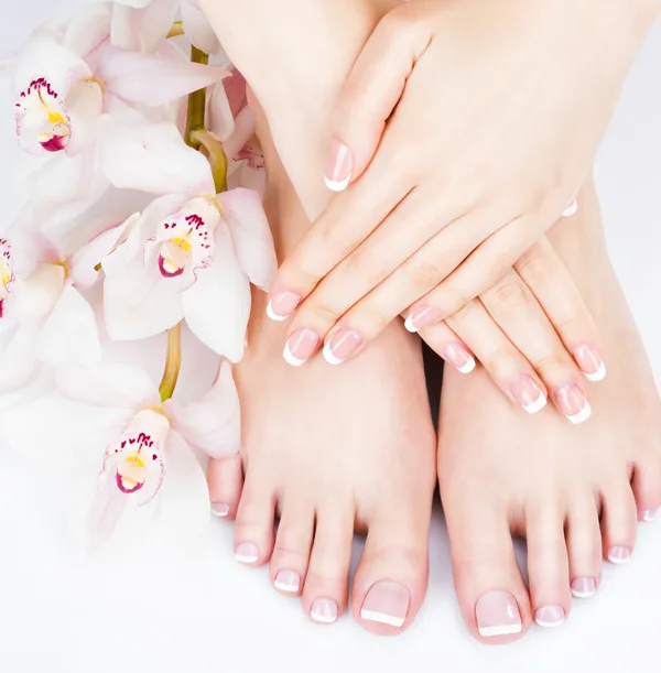 نمونه کارهای سالن ناخن شیما قره داغى