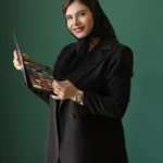 سالن زیبایی بژ