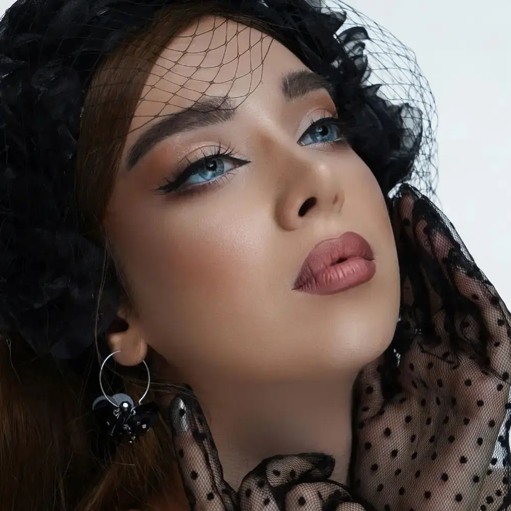 نمونه کارهای سالن زیبایی لی لی شاین