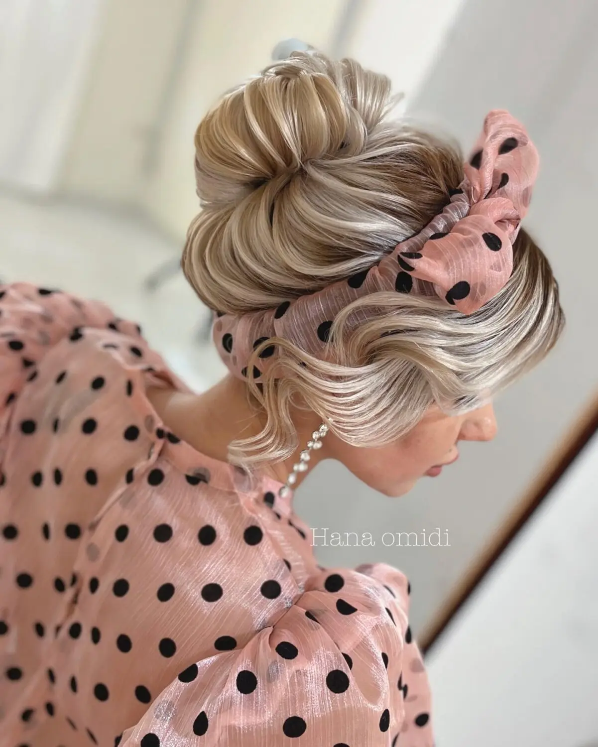 نمونه کارهای سالن زیبایی لی لی شاین