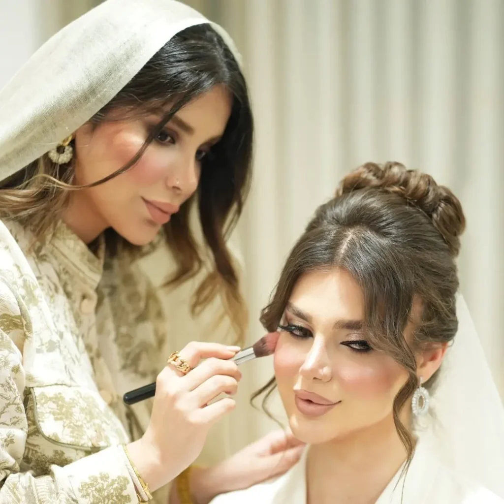سالن زيبایی داتیس