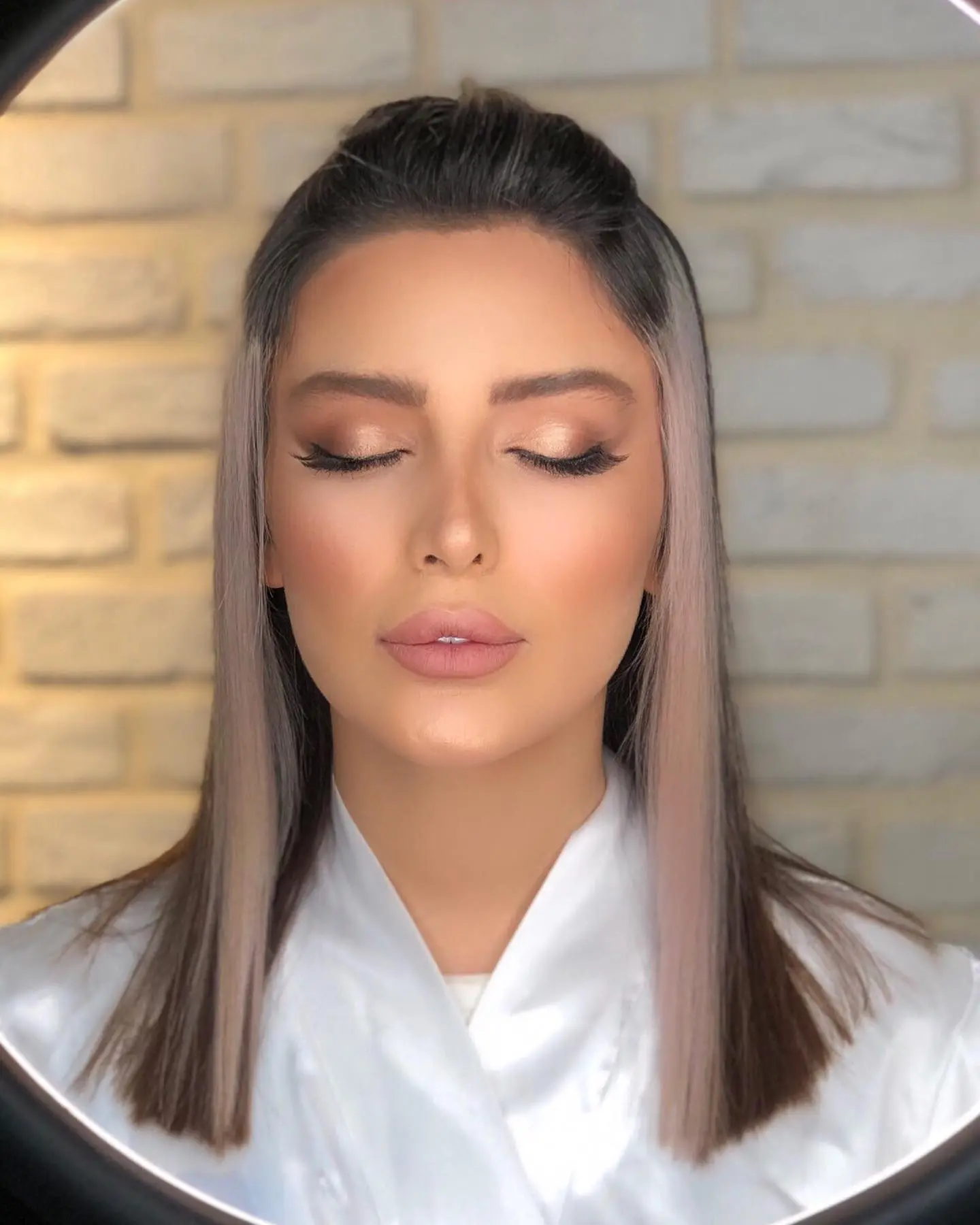 نمونه کارهای سالن زیبایی داتیس