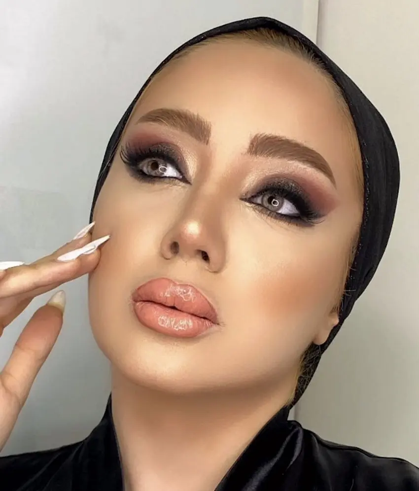 نمونه کارهای سالن زیبایی آی تای شکیبافر