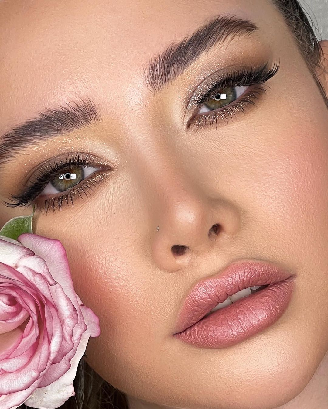 گالری سالن زیبایی آتی بیوتی