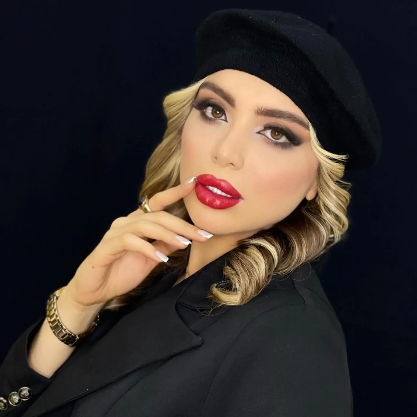 گالری سالن زیبایی مارال