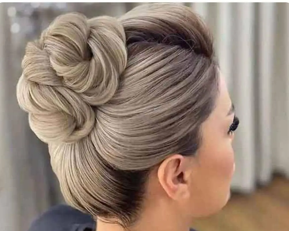 گالری مرکز ناخن و مژه نارسیس
