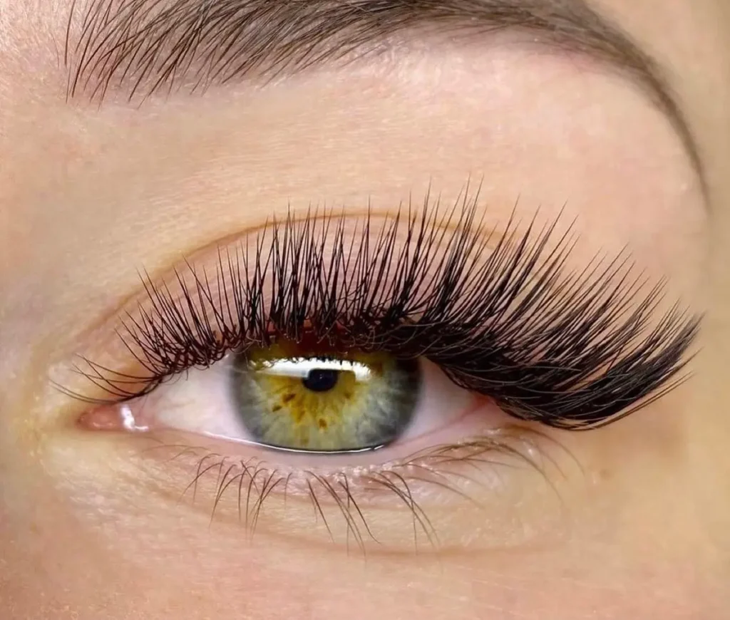گالری سالن زیبایی نقره چی